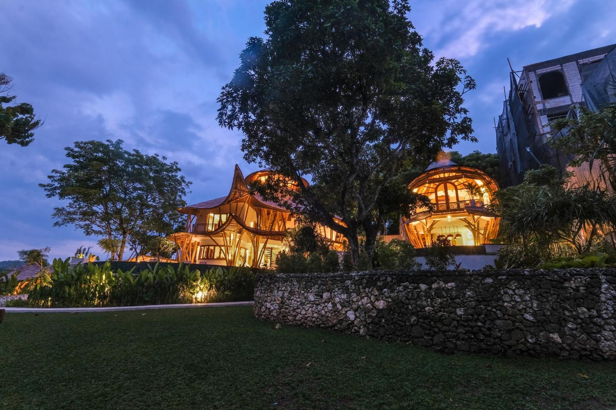 Ahura Luxury Villas Ocean View Bingin, Uluwatu Exteriör bild